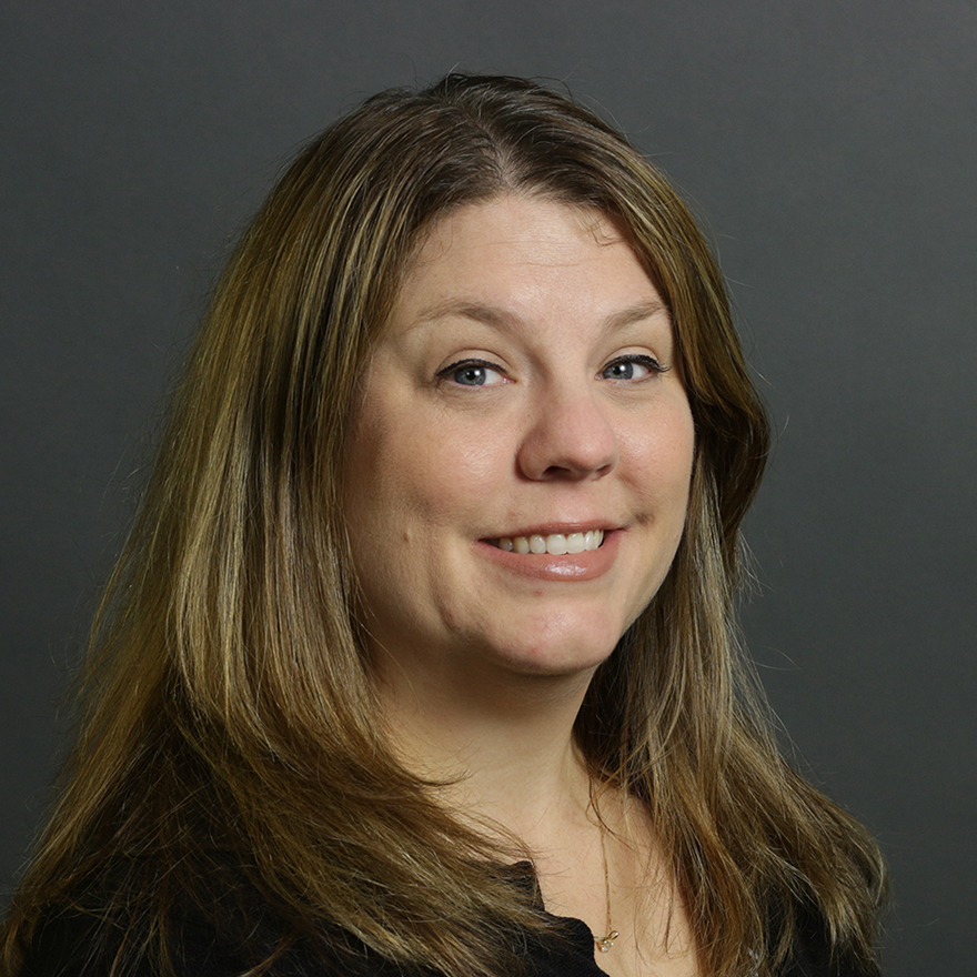 Headshot image of Valerie Lindemuth